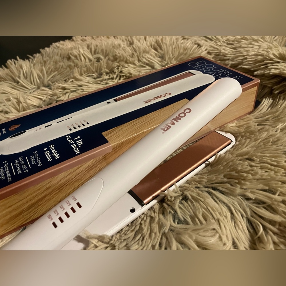 New Conair 1 Inch Flat Iron